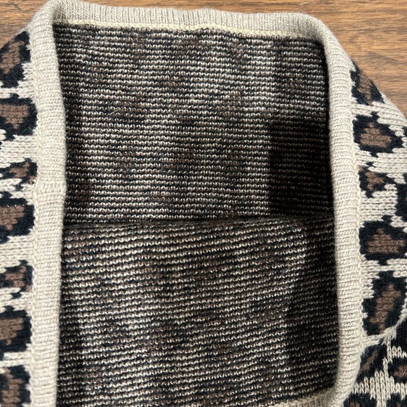 Bergdorf Goodman Leopard Cheetah Animal Print Infinity Scarf Cashmere - Picture 6 of 12